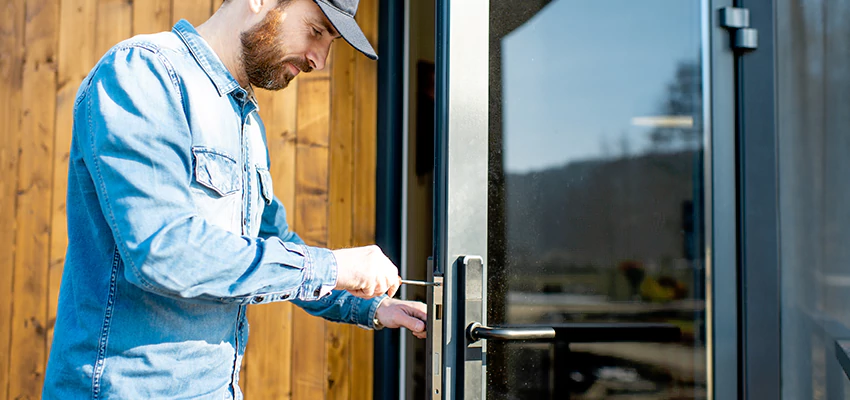 Frameless Glass Storefront Door Locks Replacement in Ceres, CA