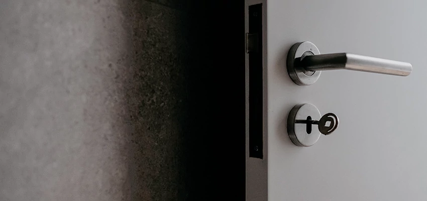 Front Door Handle Repair And Installation in Ceres, CA